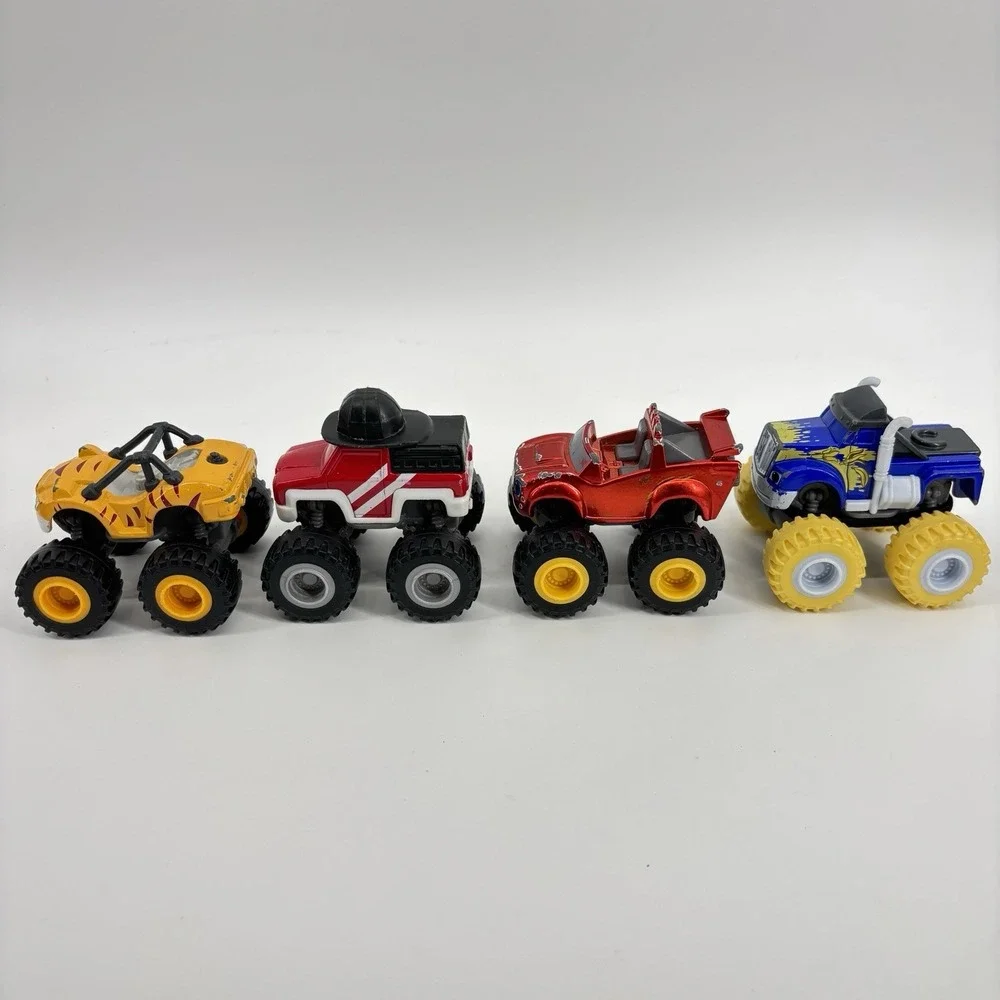 Blaze and the Monster Machines Trucks Cars Diecast LOT Of 10 NICKELODEON 2014‎